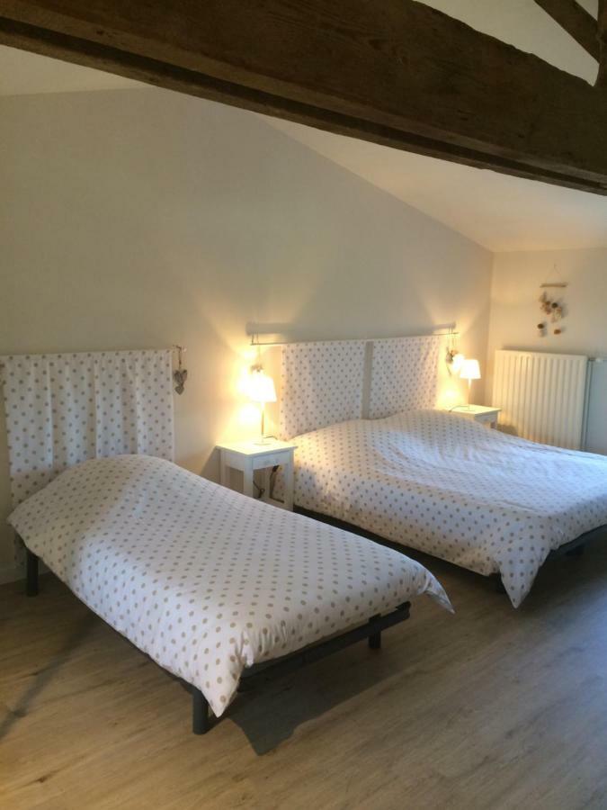 Le Petit Monty Gite Cote Etang Saint-Malo-du-Bois Экстерьер фото